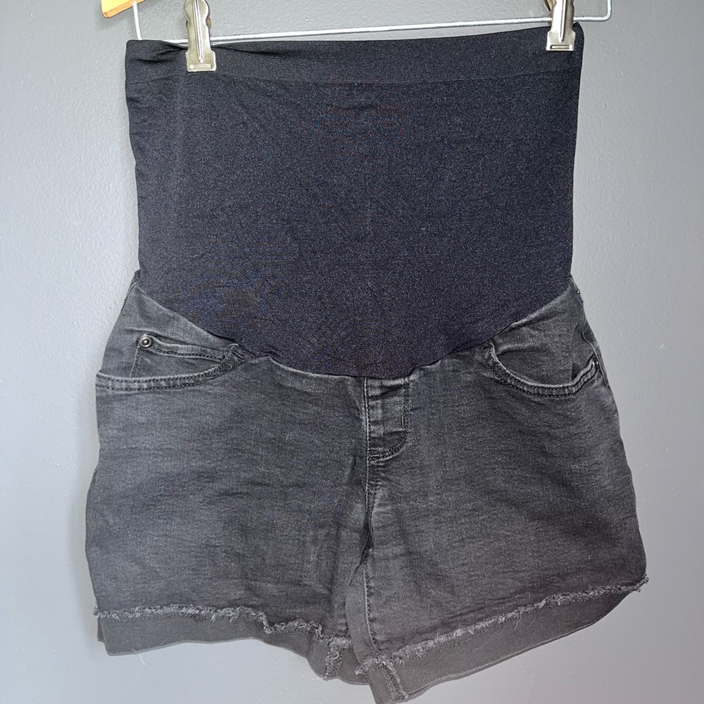 Maternity black Jean shorts size 4